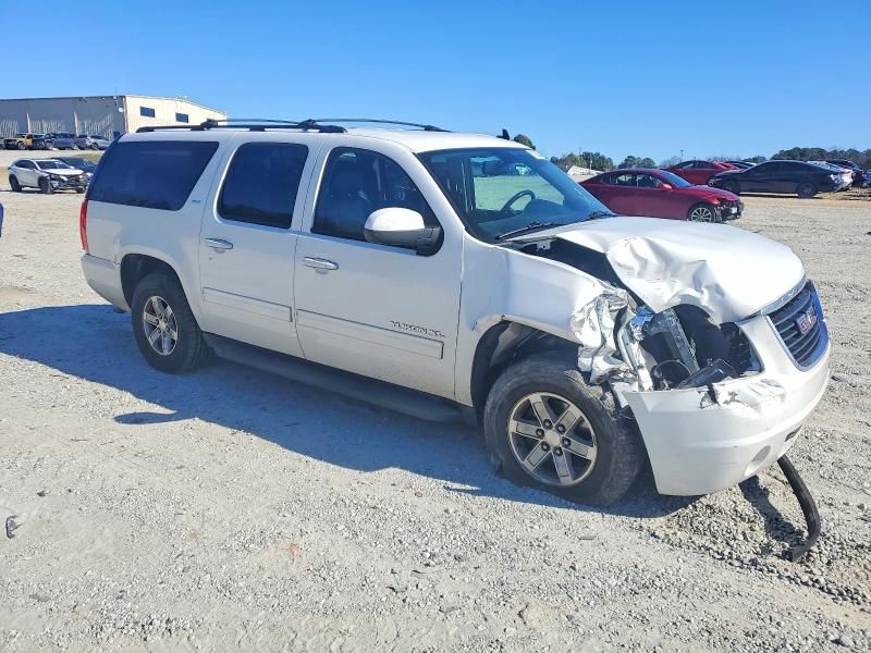 2013 GMC Yukon xl C1500 slt