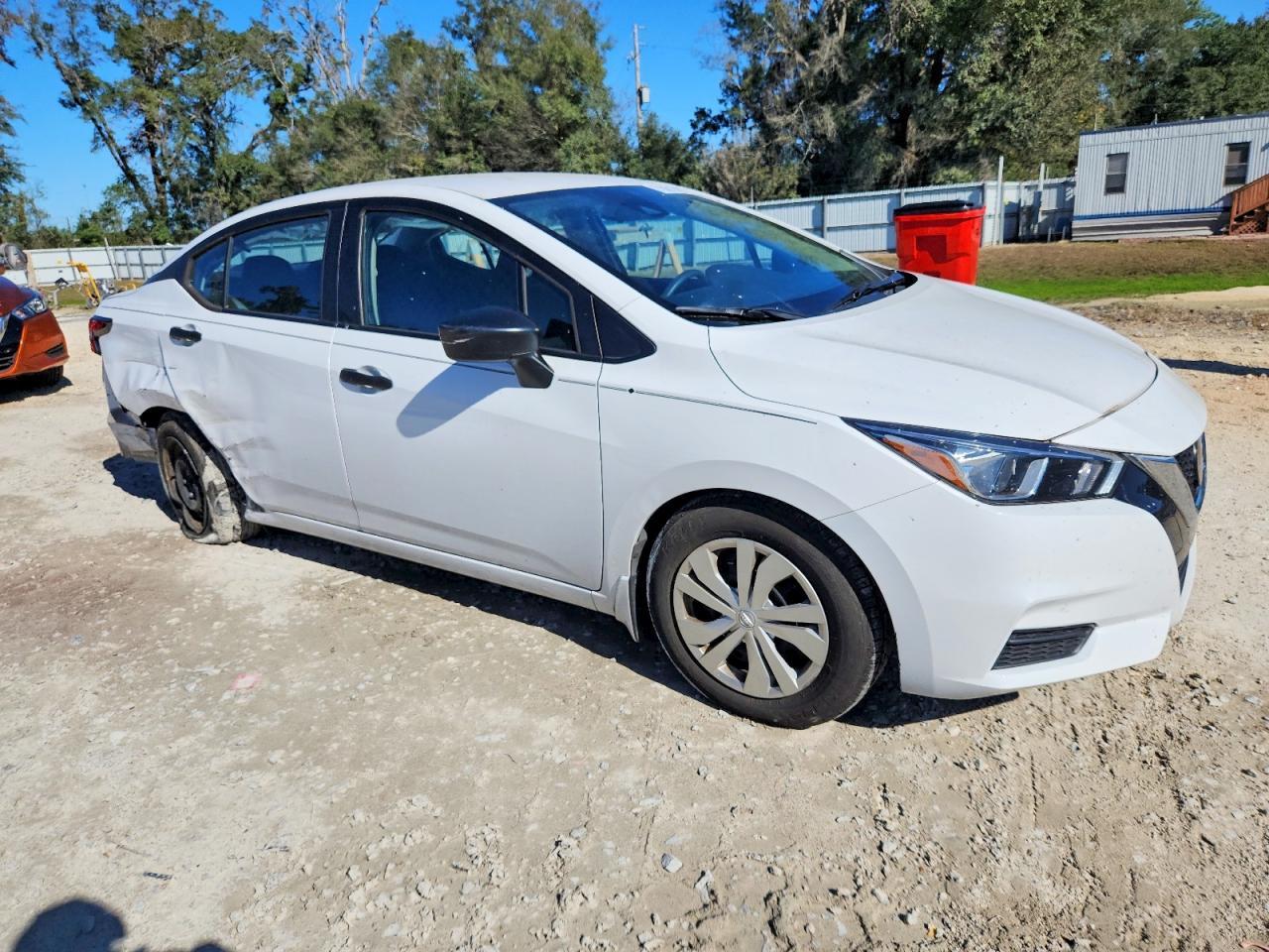 2020 Nissan Versa s