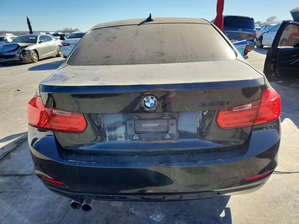 2012 BMW 328 i