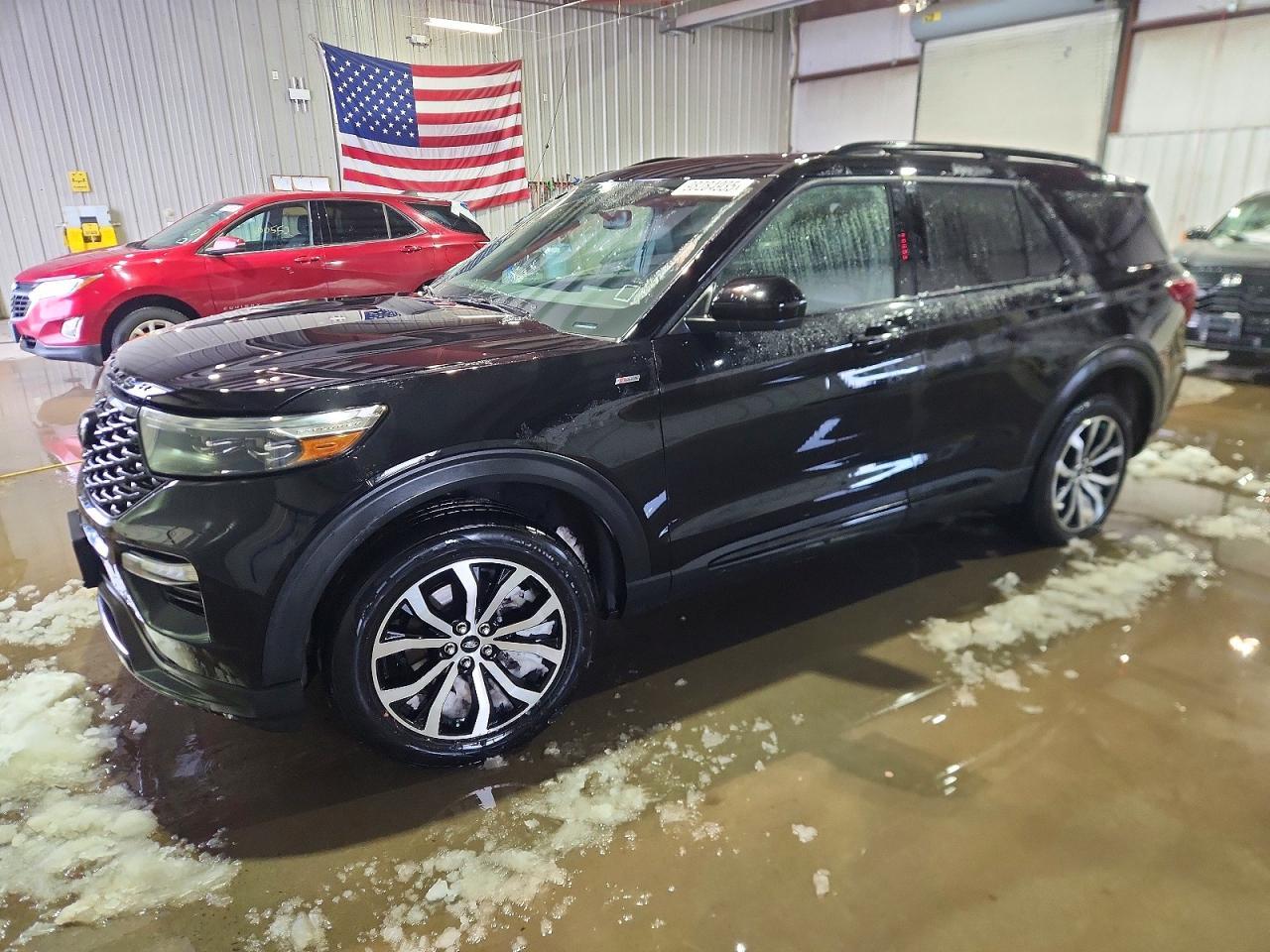 2022 Ford Explorer St-line