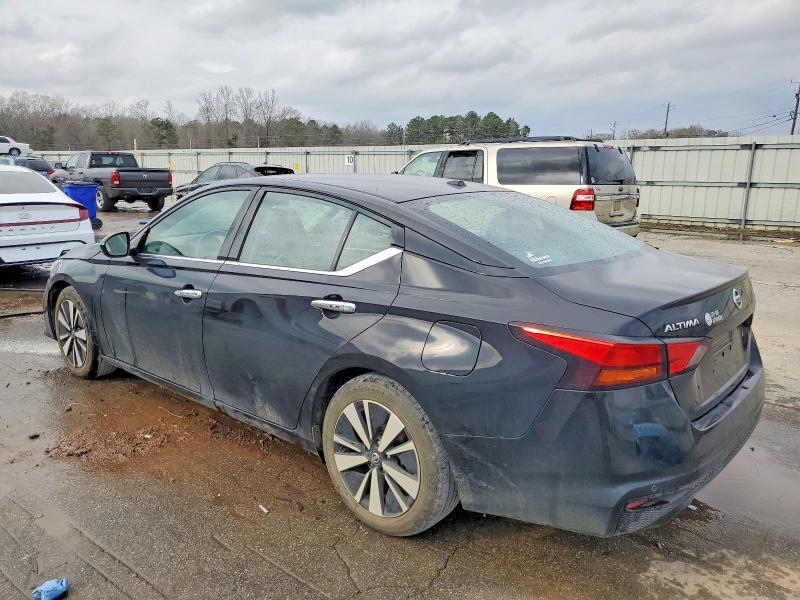2020 Nissan Altima sl