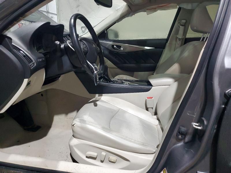 2015 Infiniti Q50 Base