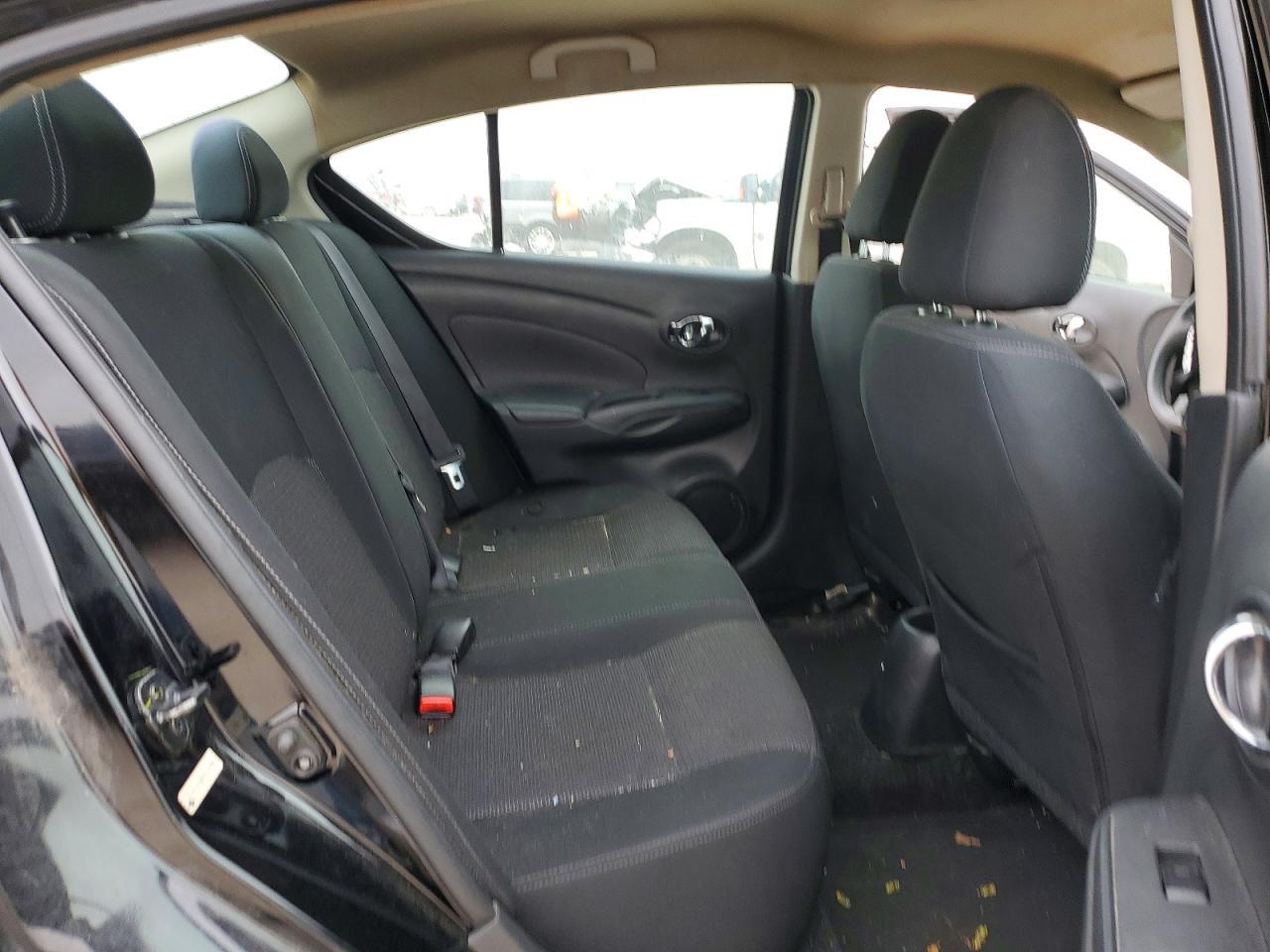 2019 Nissan Versa s