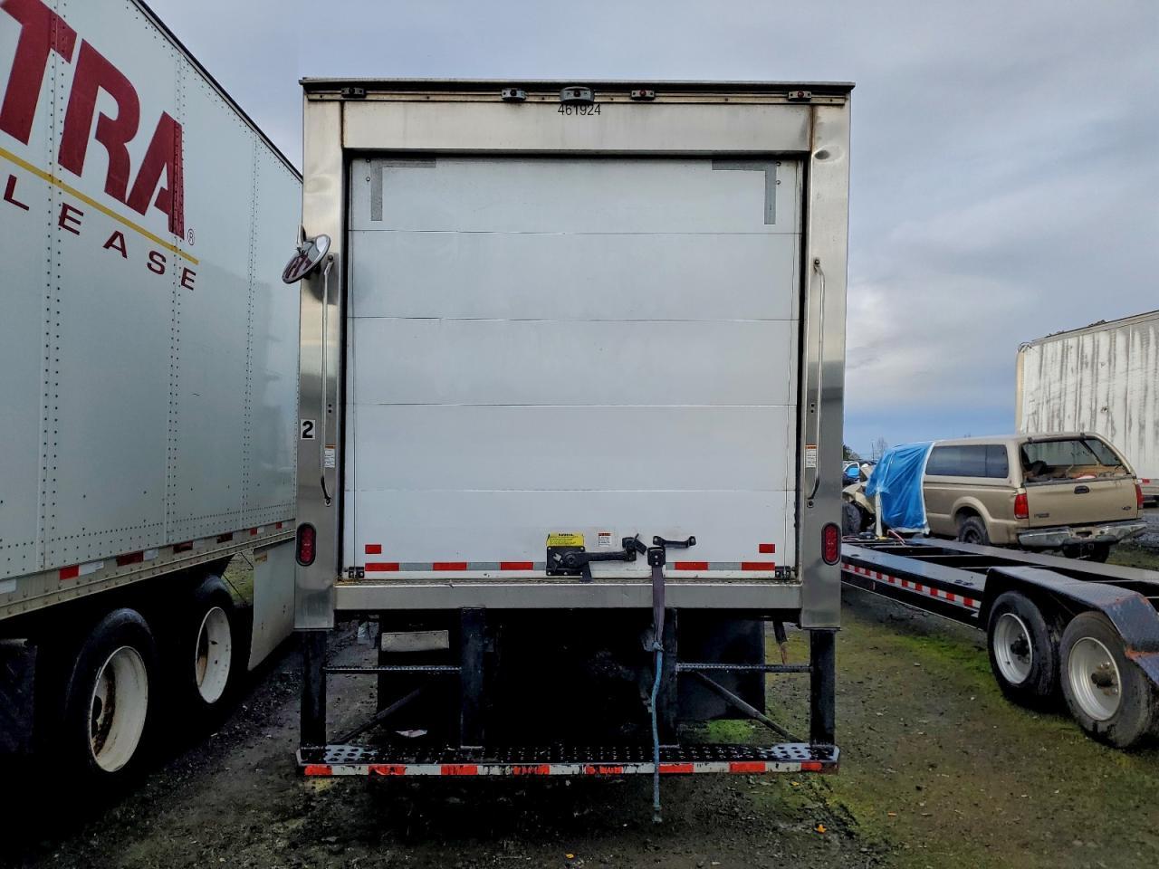 2022 Freigliner 2022 Freightliner Business Class M2 Refrigerated B