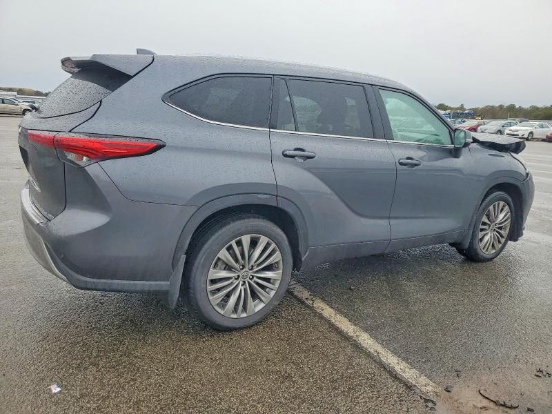 2020 Toyota Highlander Platinum