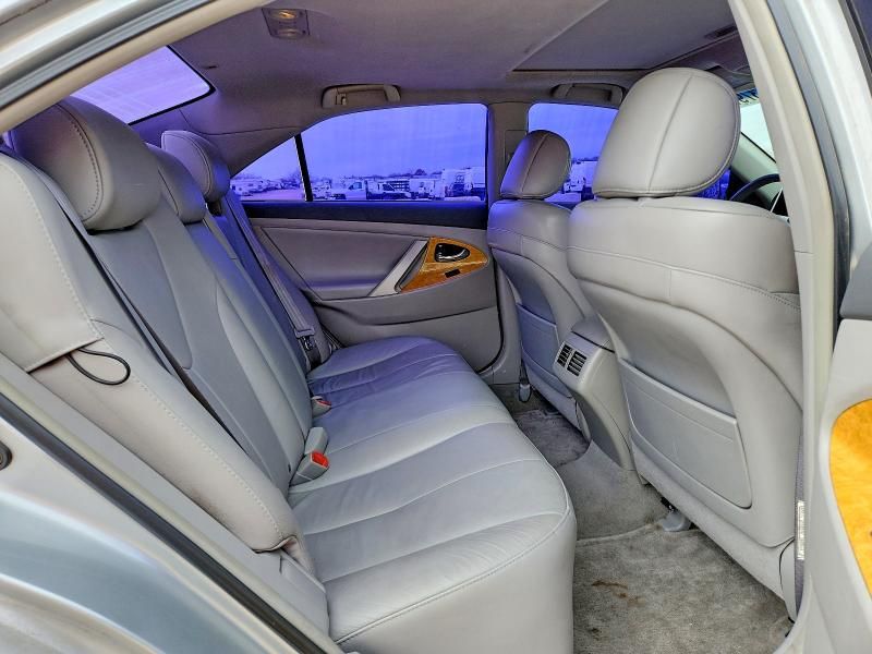 2007 Toyota Camry le