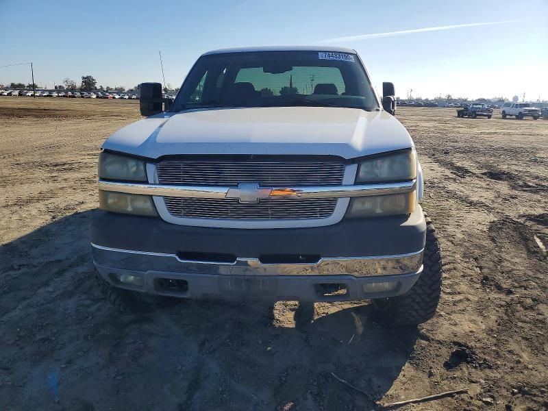 2004 Chevrolet Silverado C2500 Heavy Duty