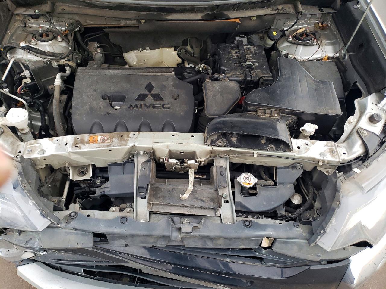 2018 Mitsubishi Outlander es