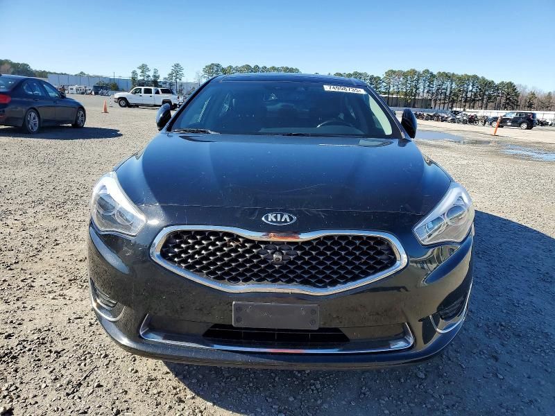 2015 KIA Cadenza Premium