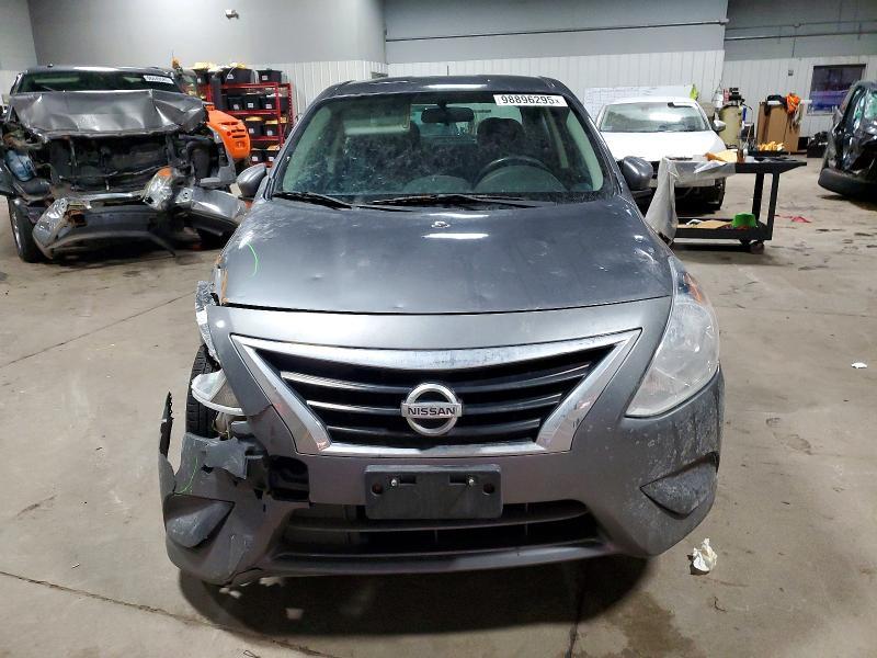2019 Nissan Versa s