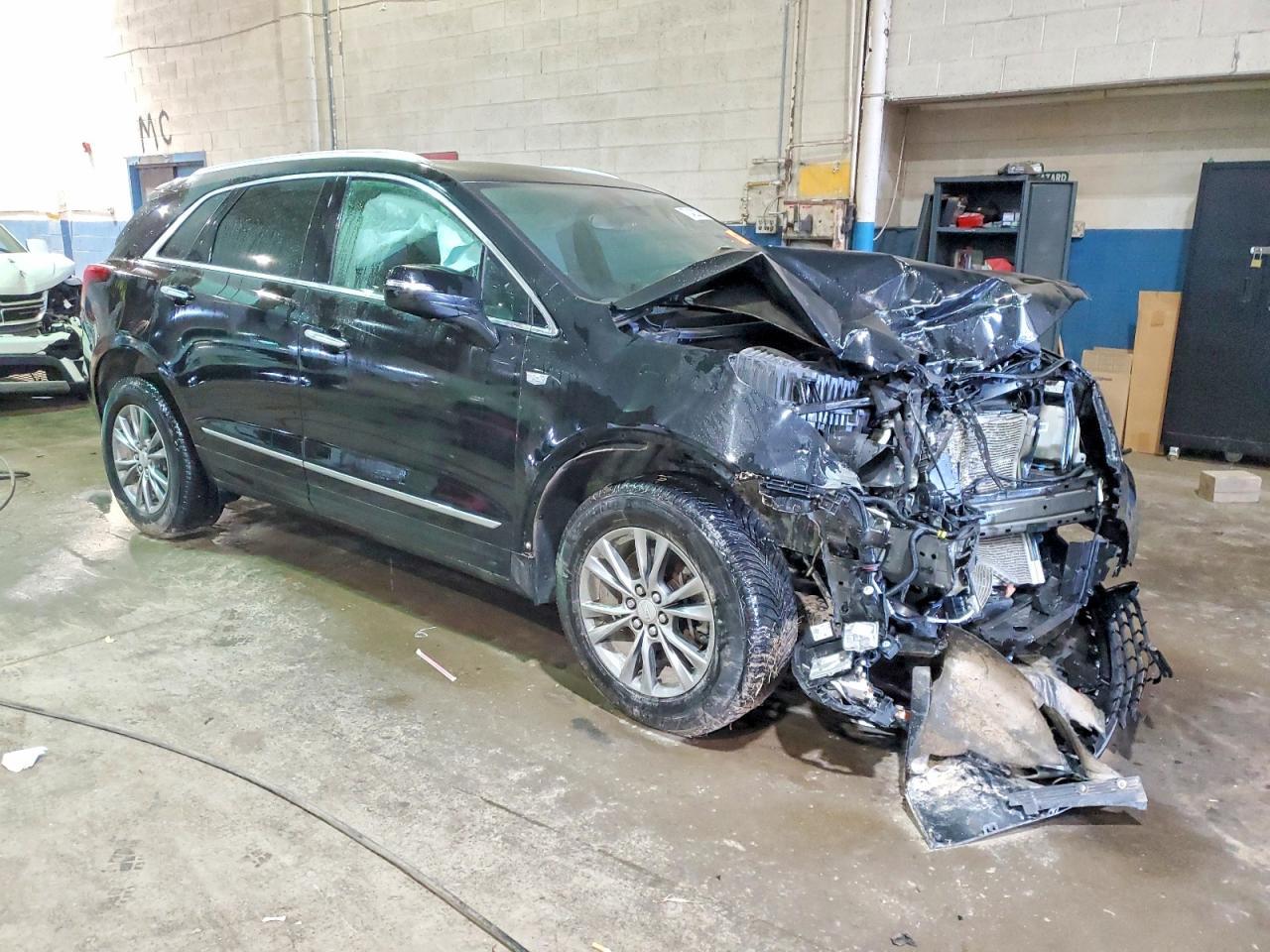 2020 Cadillac XT5 Premium Luxury