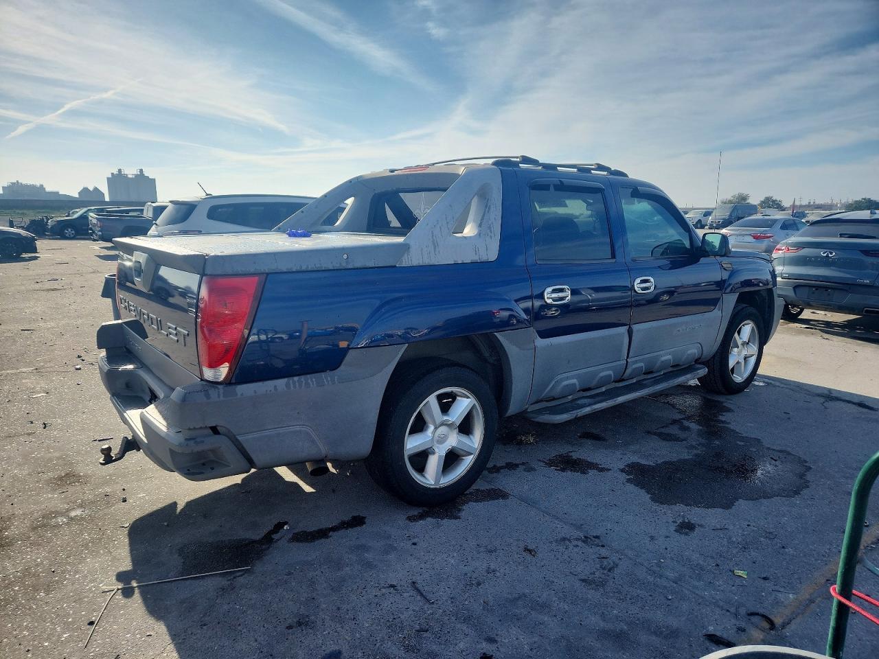 2002 Chevrolet Avalanche C1500