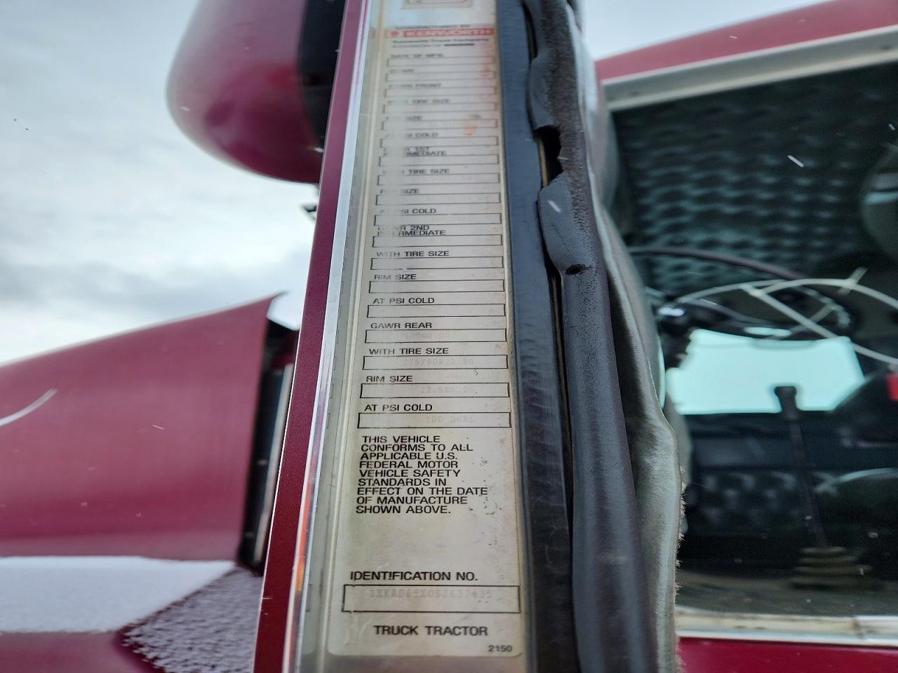 1995 Kenworth T600 Semi Truck