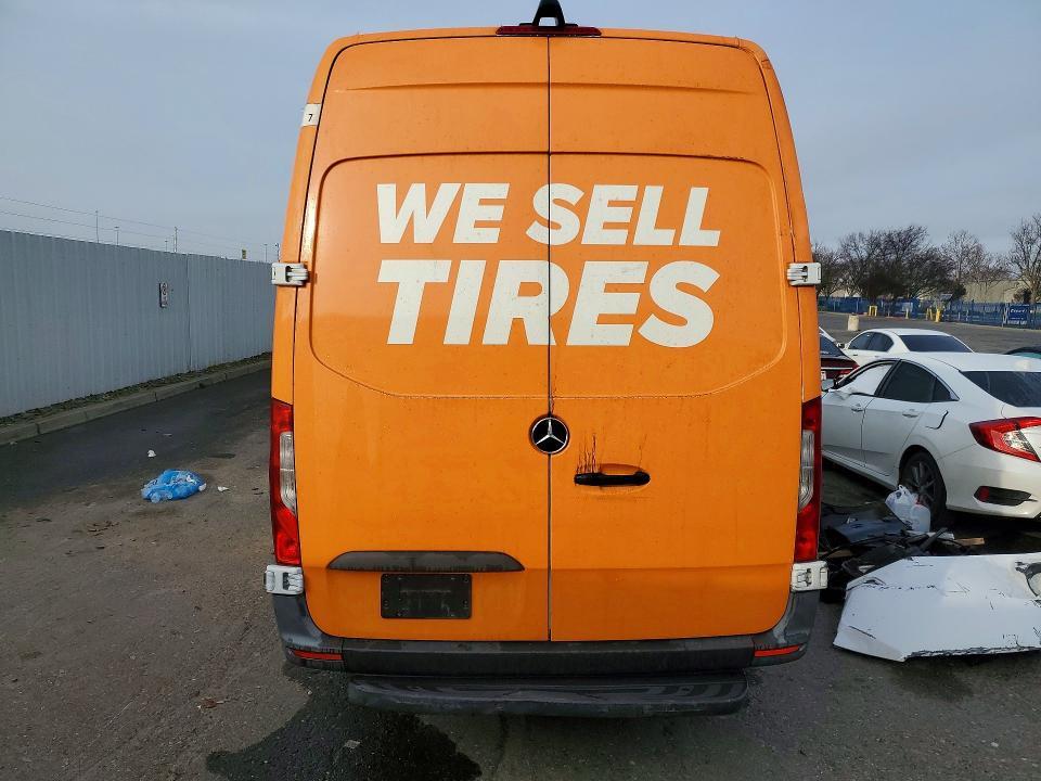 2022 Mercedes-Benz Sprinter 2500