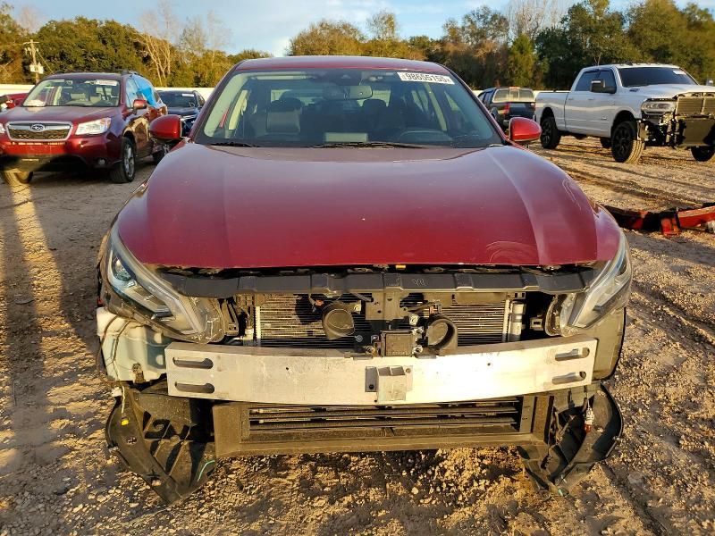 2019 Nissan Altima sv