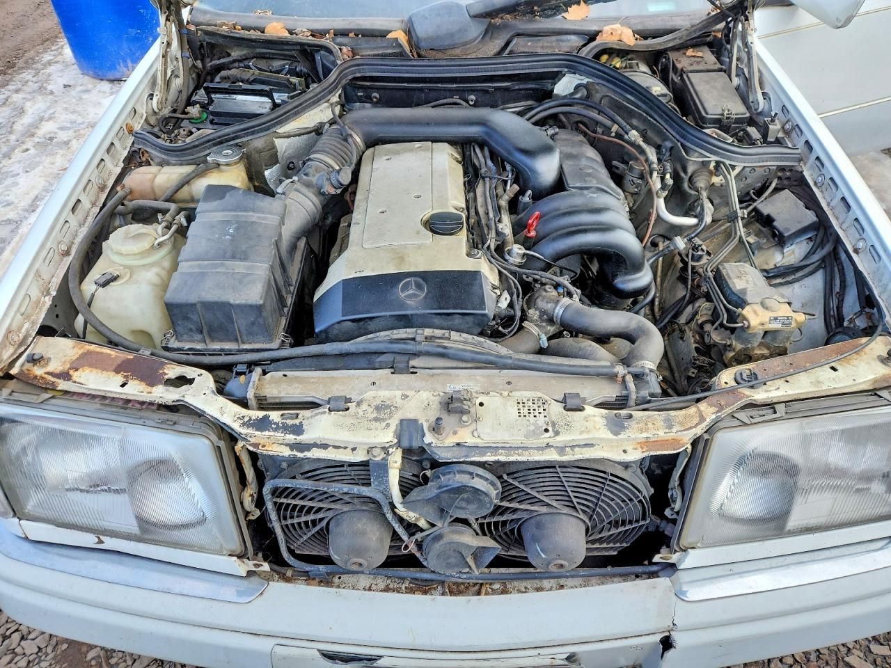 1994 Mercedes-Benz E 320