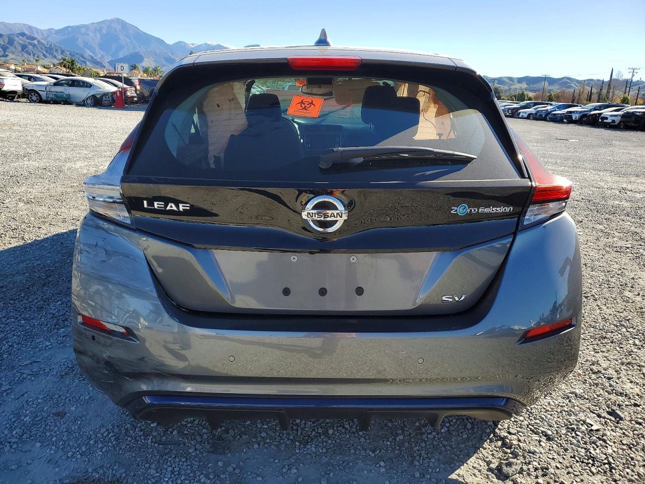 2022 Nissan Leaf sv