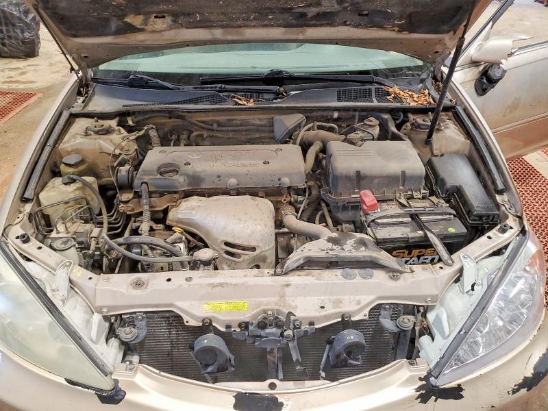 2003 Toyota Camry le