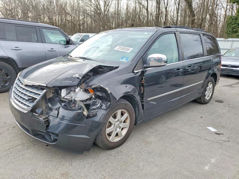 2010 Chrysler Town & Country Touring