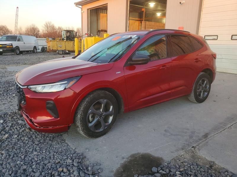 2024 Ford Escape st Line