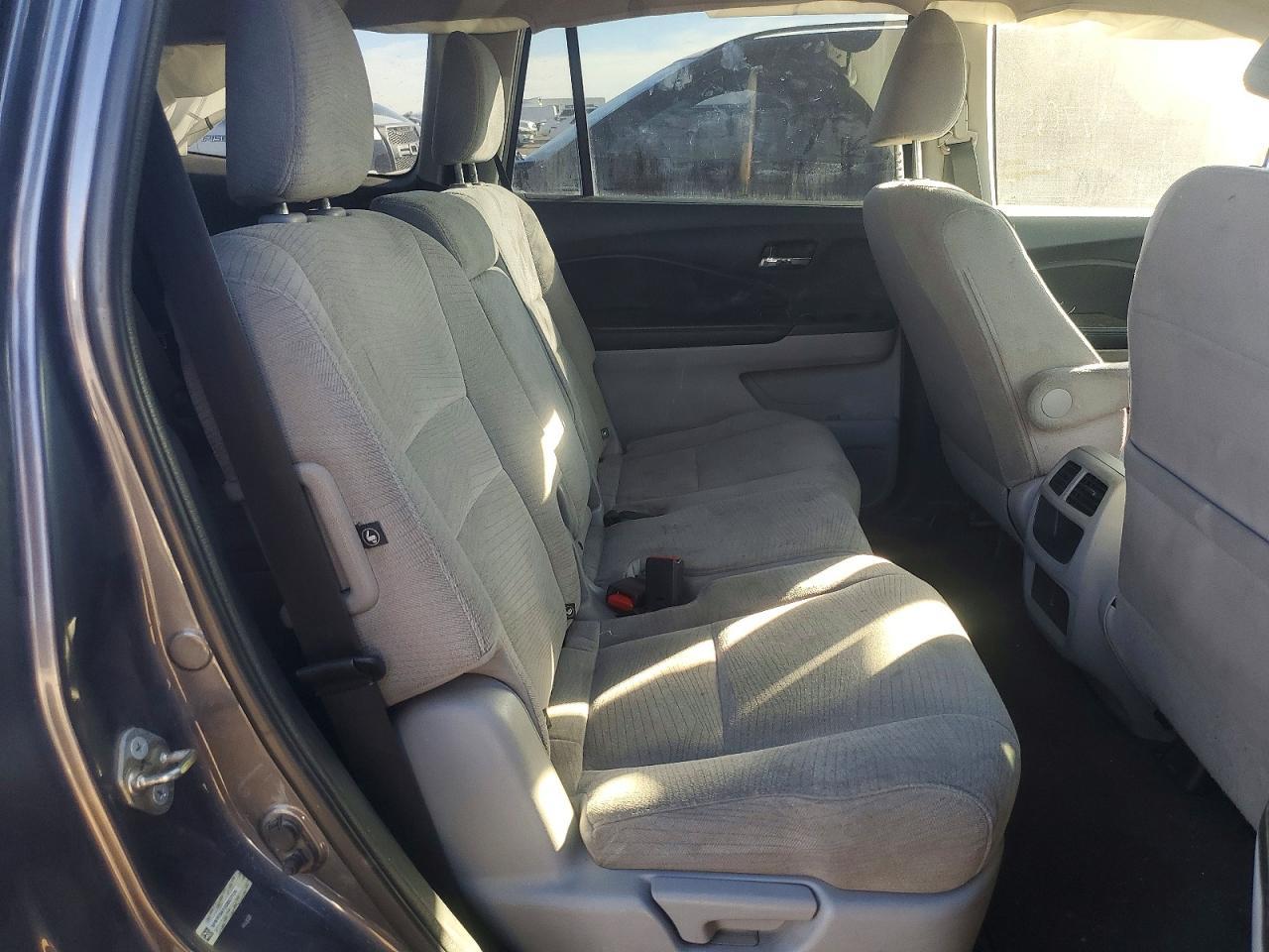 2016 Honda Pilot lx
