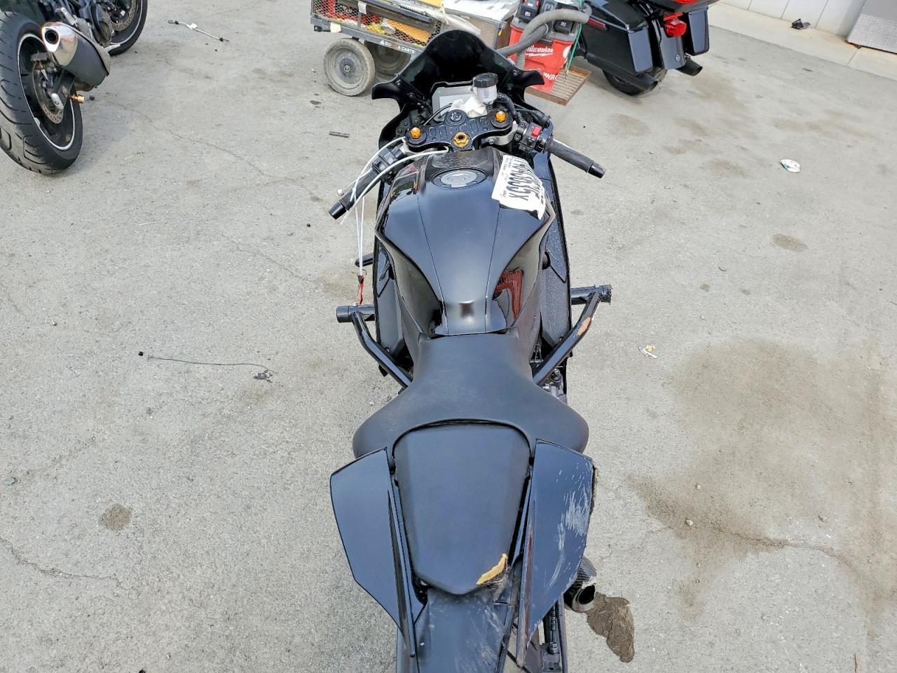2025 Yama YZFR7