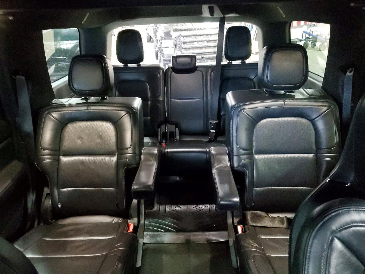 2023 Lincoln Townhouse Navigator