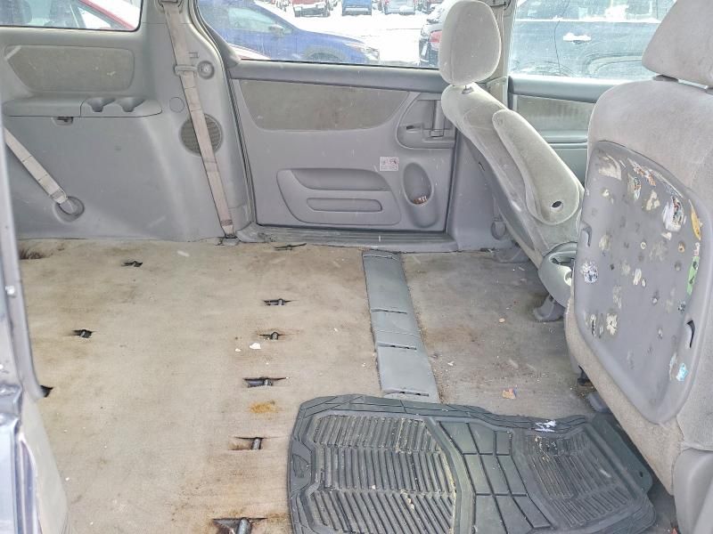 2009 Toyota Sienna ce