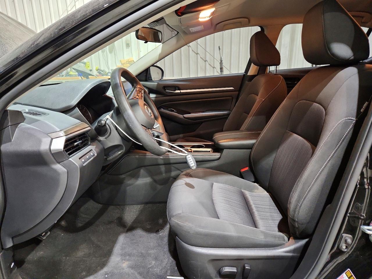 2023 Nissan Altima sv