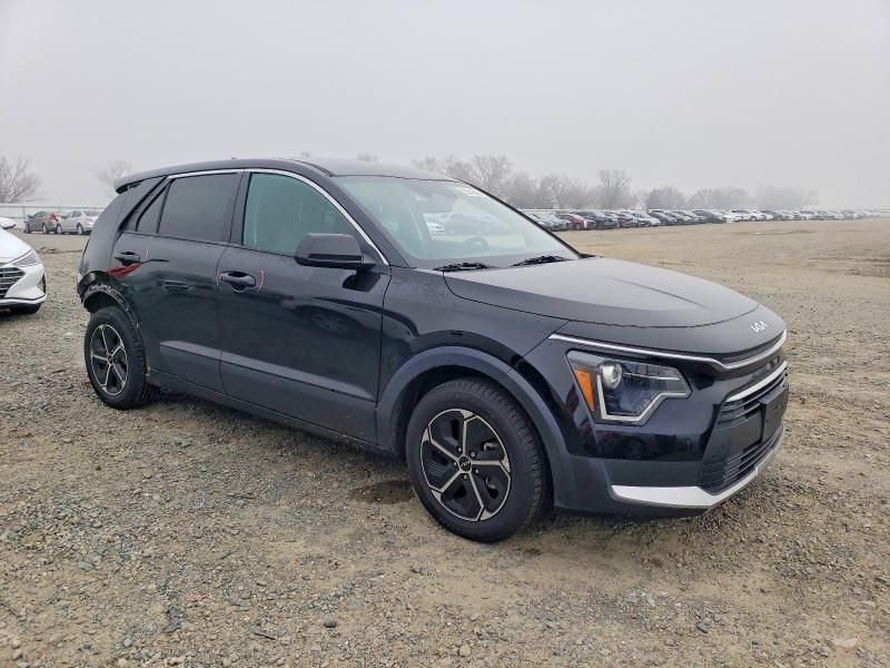 2023 KIA Niro lx