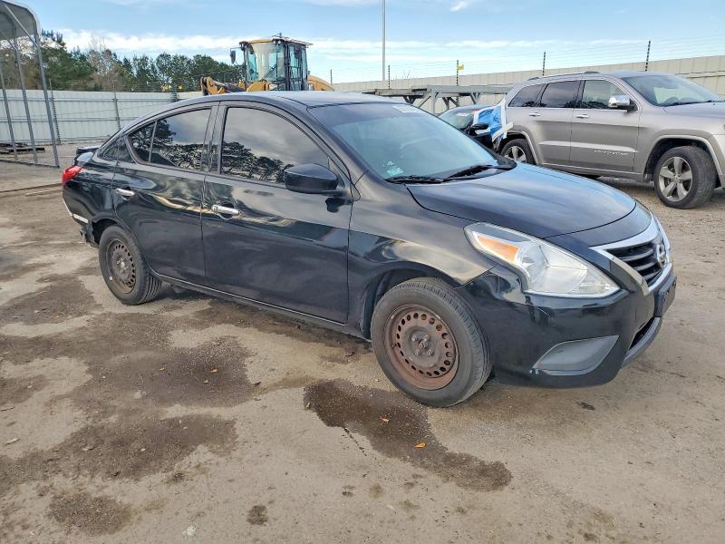 2016 Nissan Versa 1.6 sv