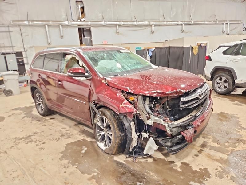 2016 Toyota Highlander xle