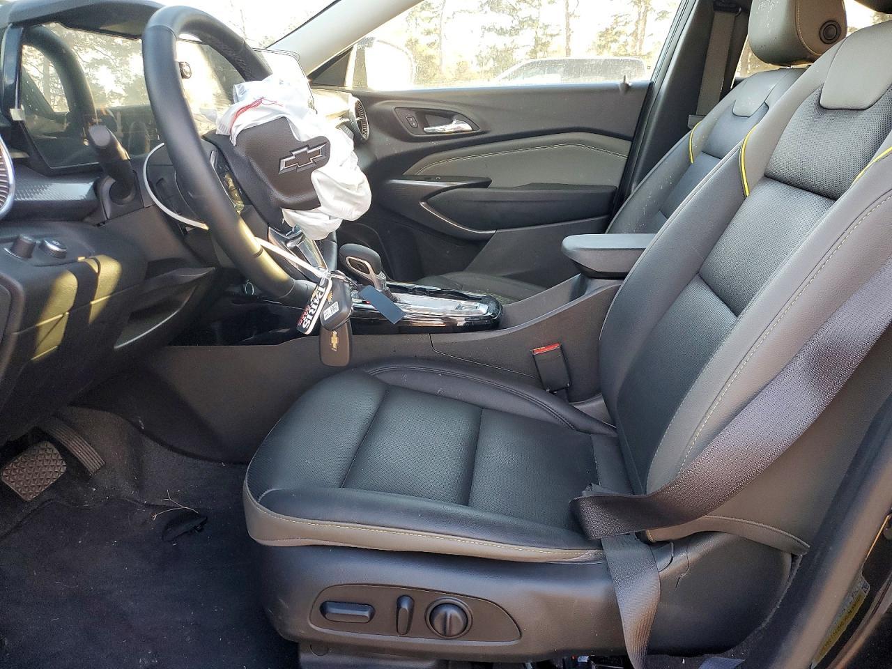 2025 Chevrolet Trax Active