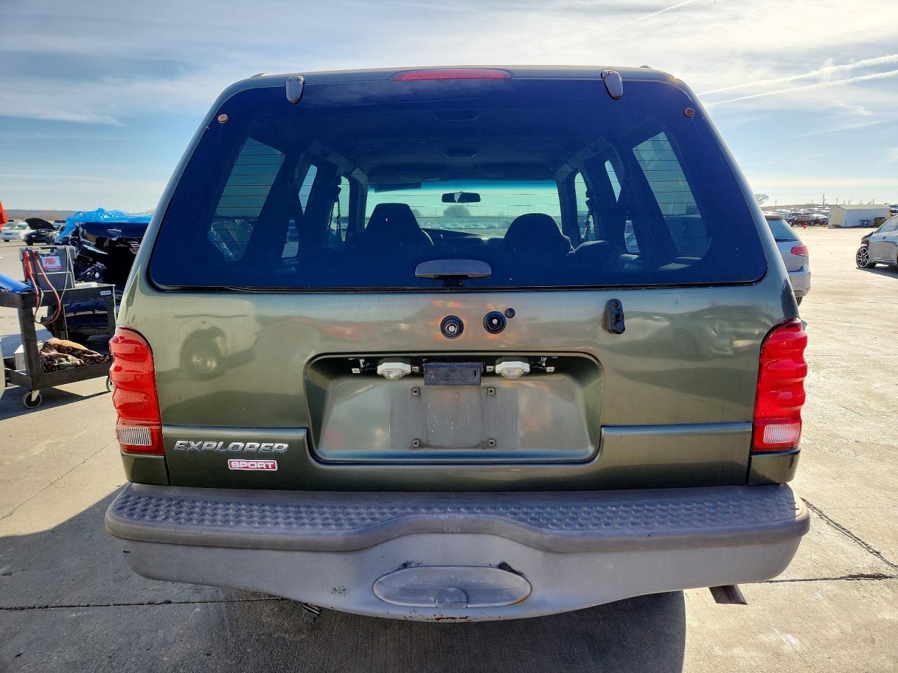 2001 Ford Explorer Sport