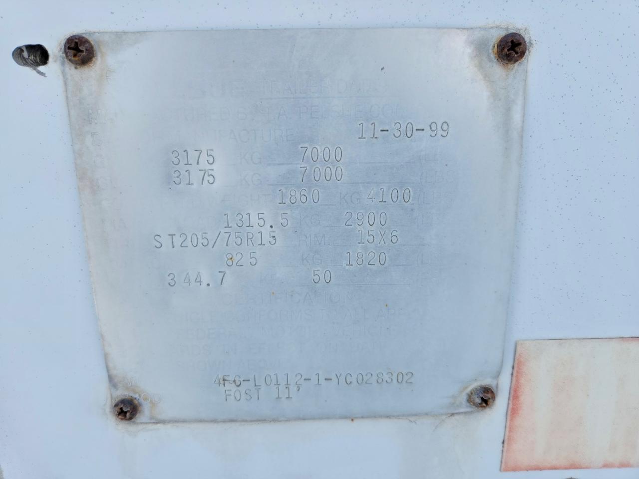 2000 Featherlite Mfg Inc 2000 Featherlite Fiber Optic Splicing Trailer