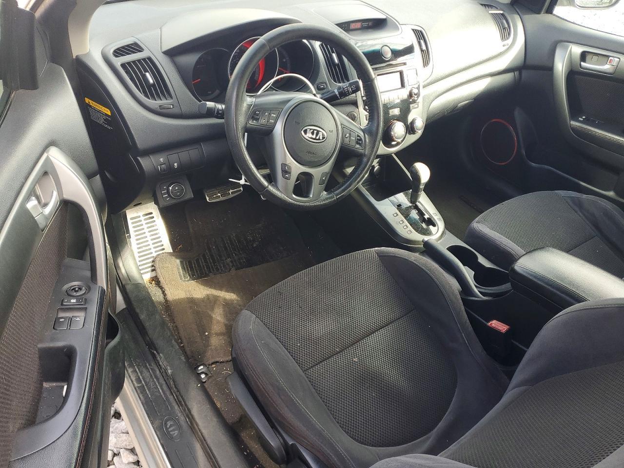 2010 KIA Forte sx
