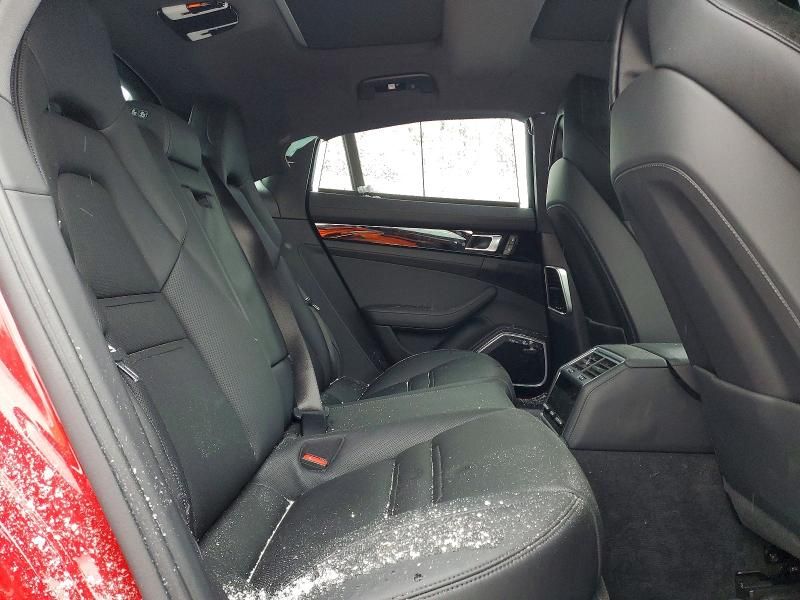 2023 Porsche Panamera 4S E-hybrid