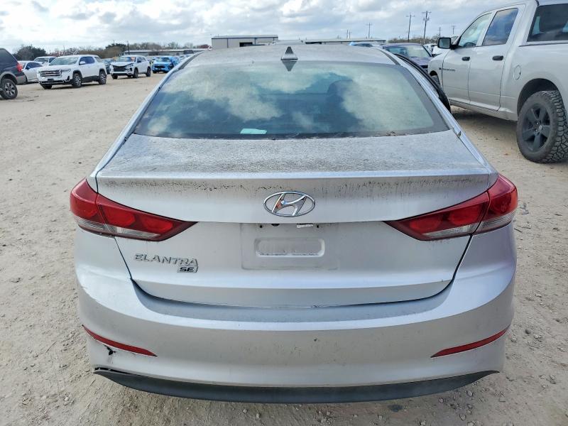 2018 Hyundai Elantra se
