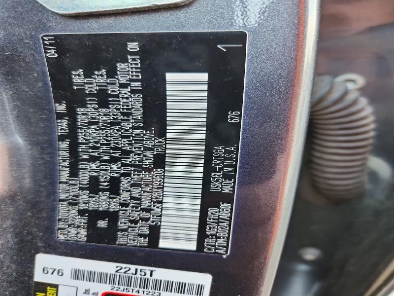 2011 Toyota Tundra Double cab SR5