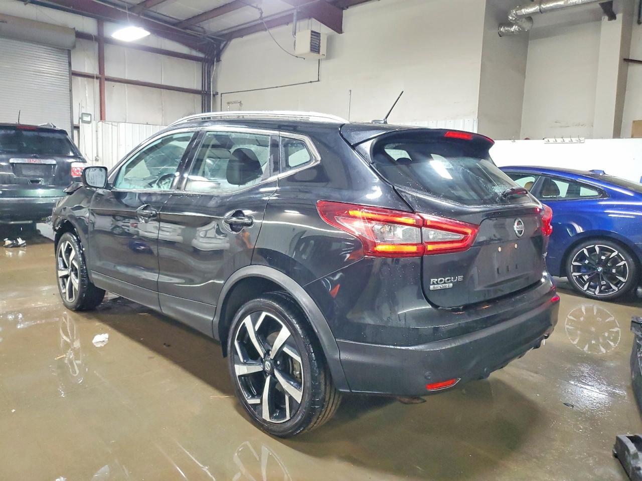 2022 Nissan Rogue Sport sl