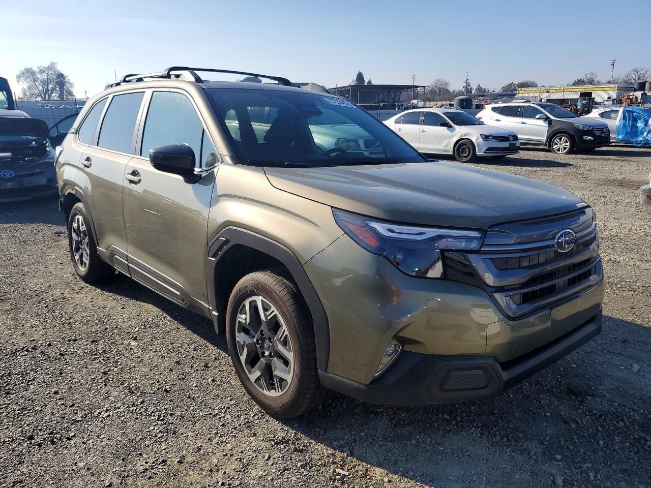 2025 Subaru Forester Premium