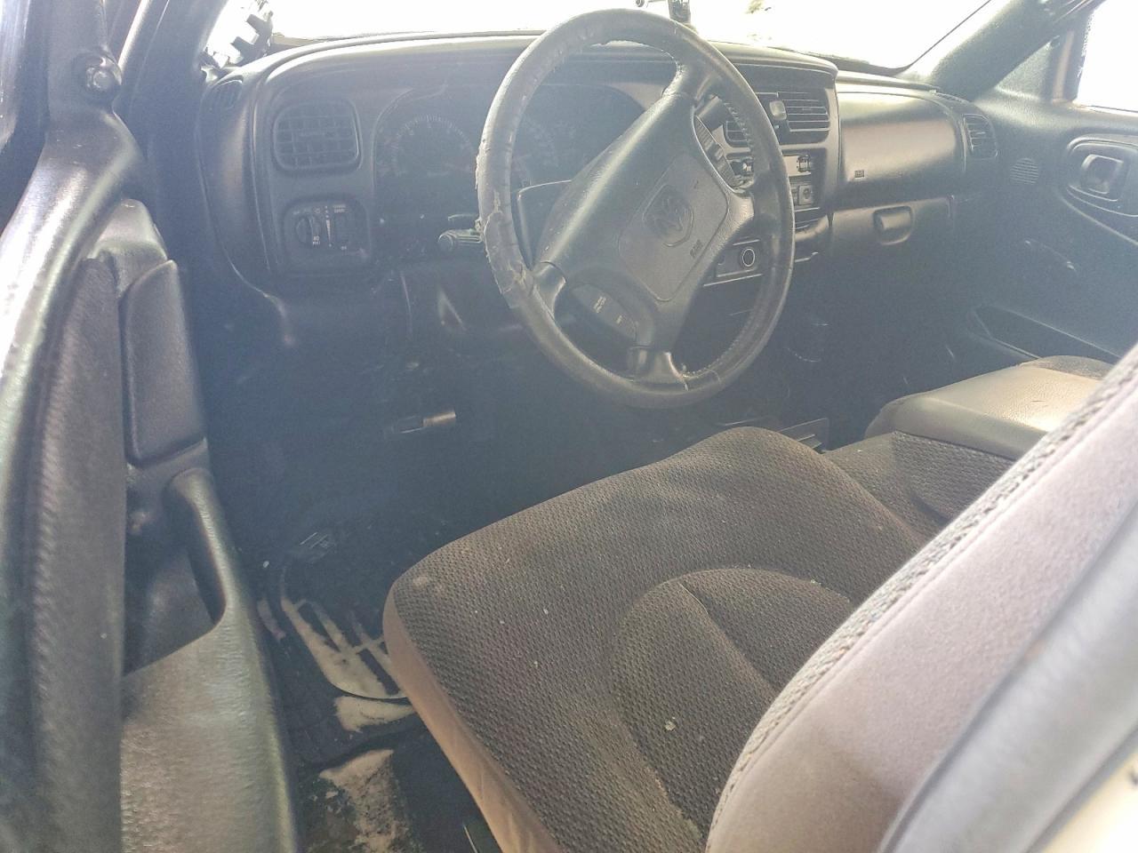 2000 Dodge Dakota