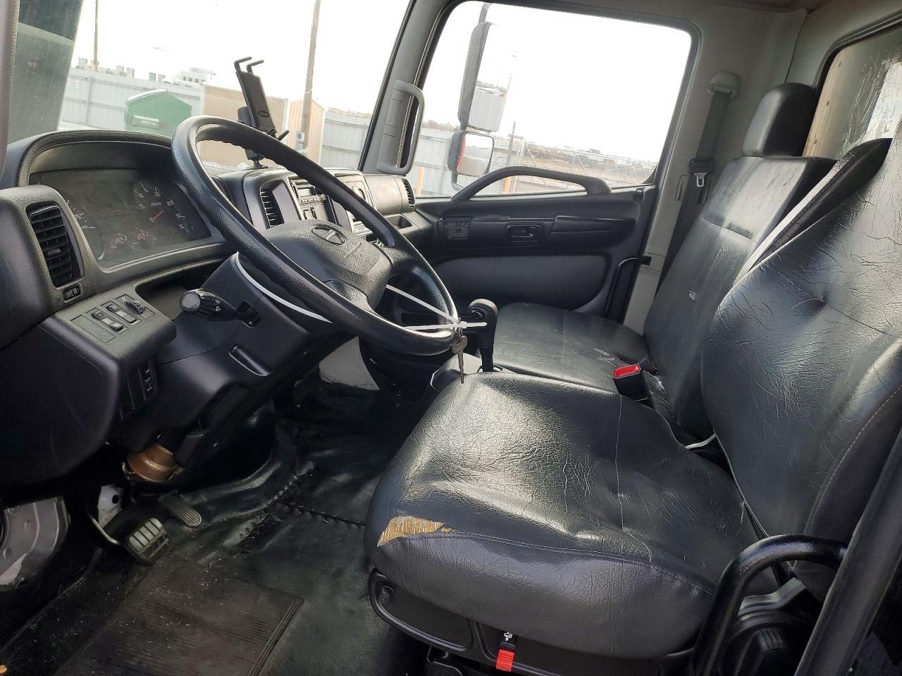 2017 Hino 258/268 Delivery Truck