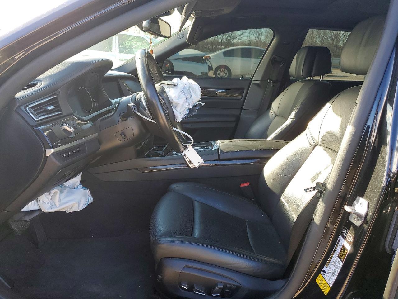 2015 BMW 750 i