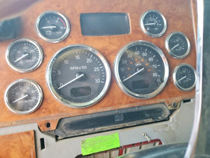 2009 Peterbilt 386 Semi Truck