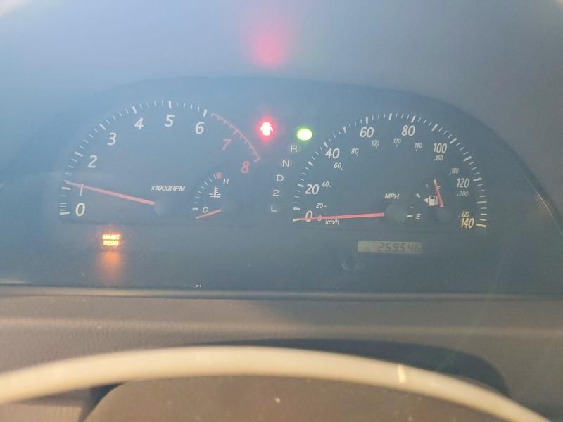 2004 Toyota Camry le