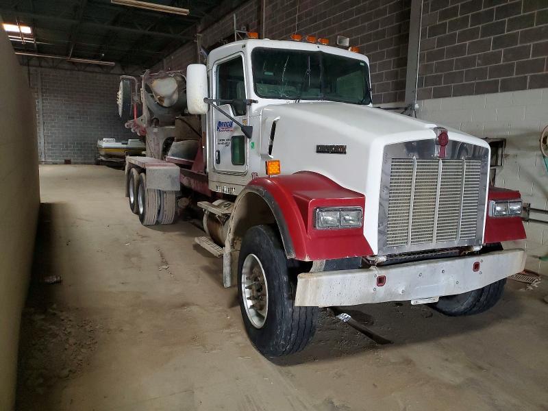 2005 Kenworth W900 Ready MIX Truck