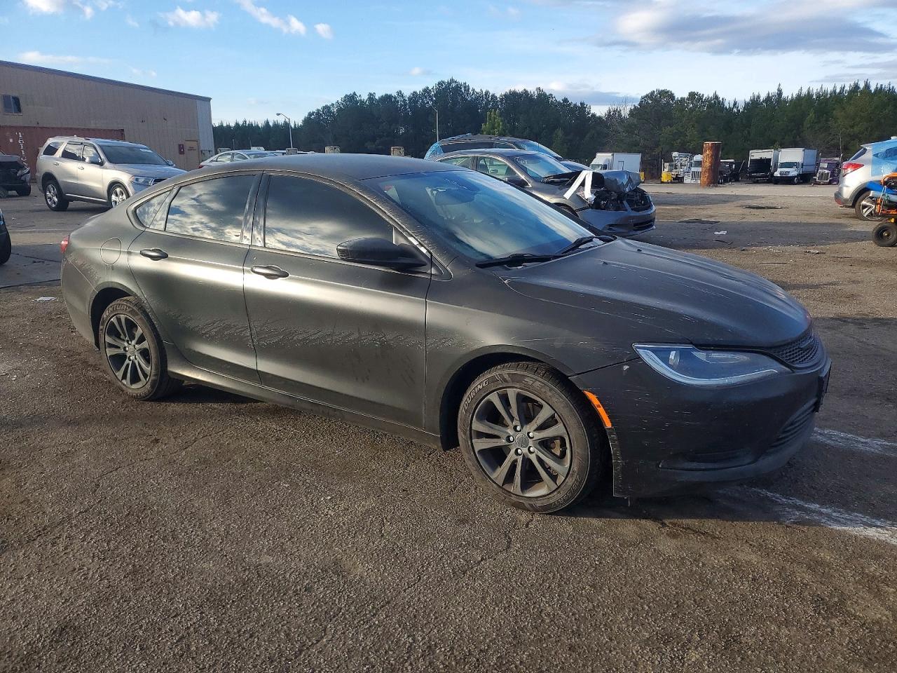 2015 Chrysler 200 Limited