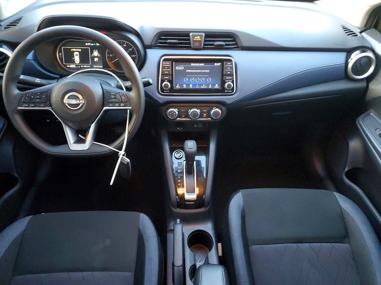 2024 Nissan Versa sv