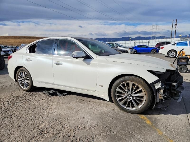 2018 Infiniti Q50 Luxe
